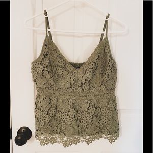 Abercrombie cropped peplum lace tank